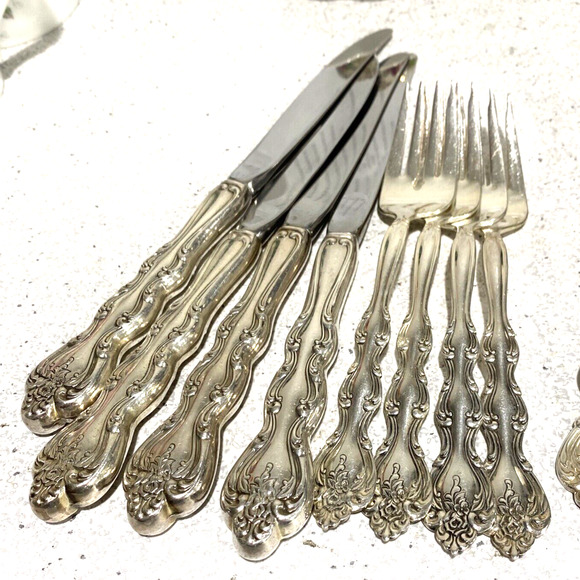 20 PC International Silverplate Interlude Flatware Set 4 place settings 1971 - Picture 4 of 8